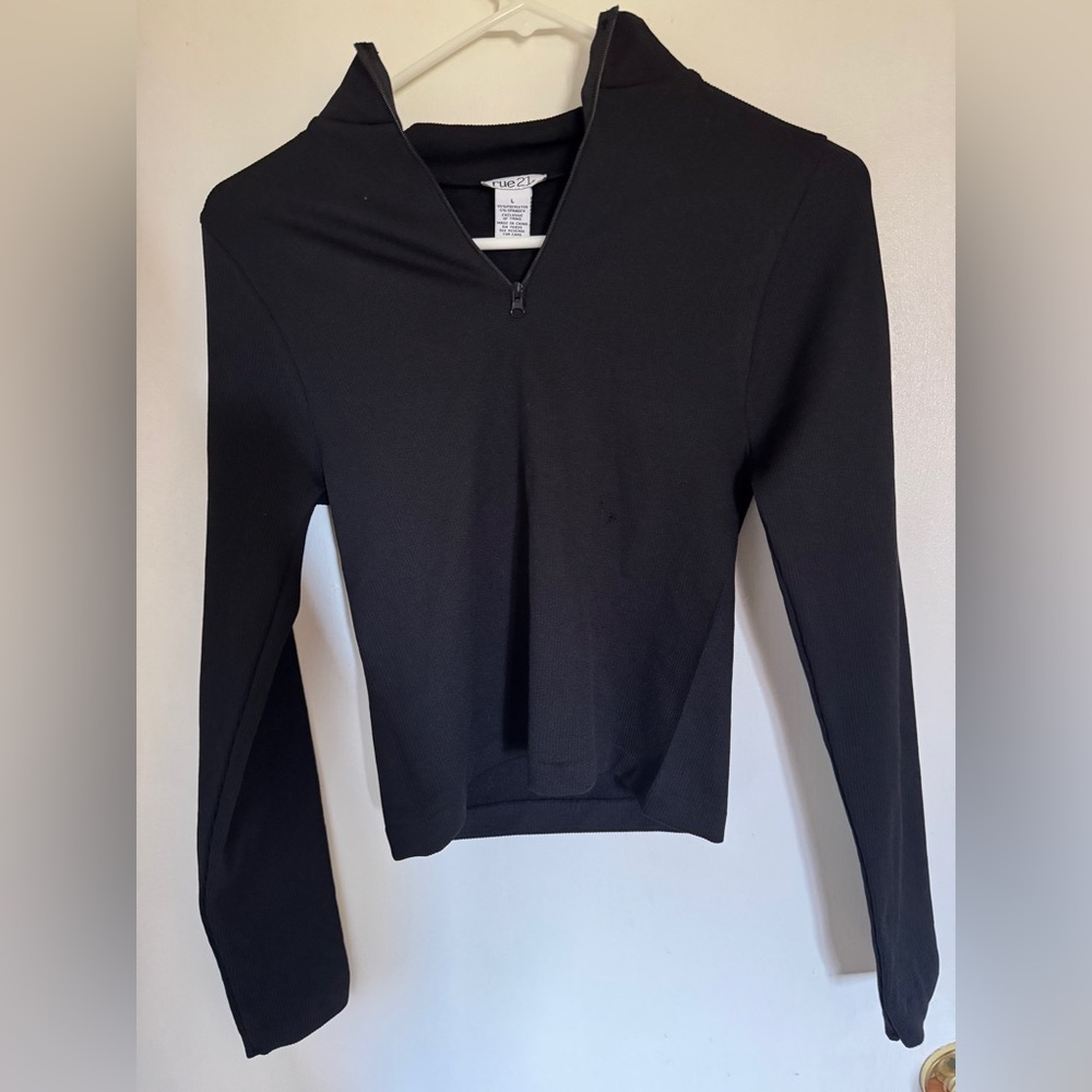 Rue21 Black Long Sleeve Top With Zipper